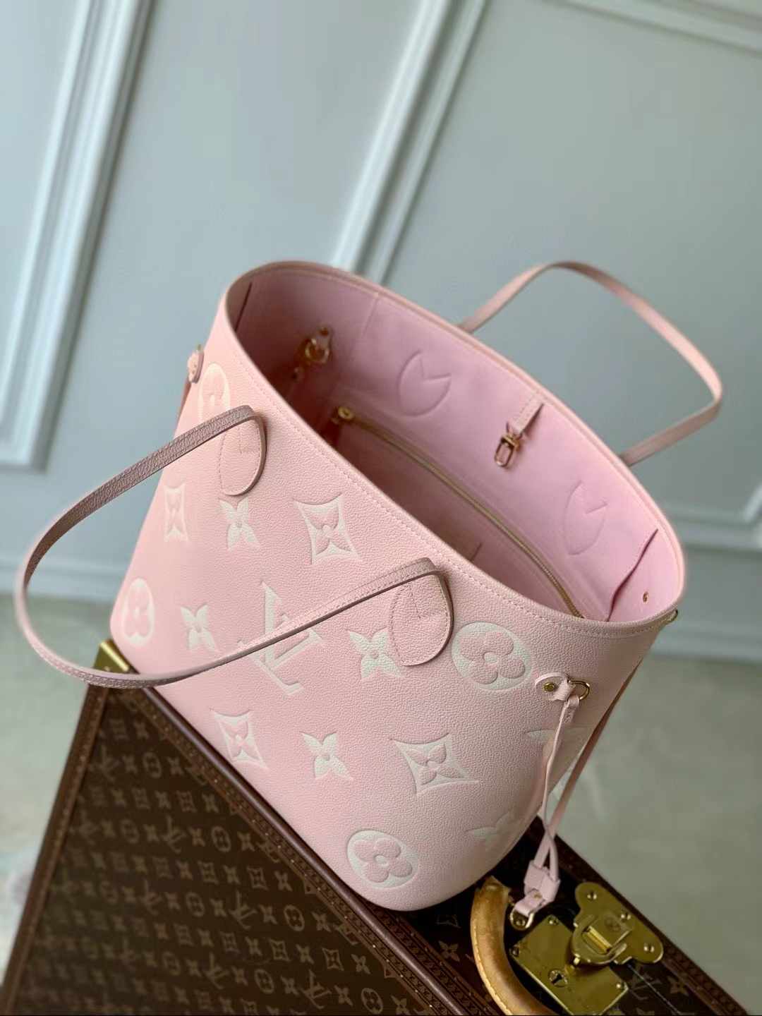 LV M14210 粉色托特包 高仿女包 附小包甜美實用款｜歐美奢侈品精品推薦