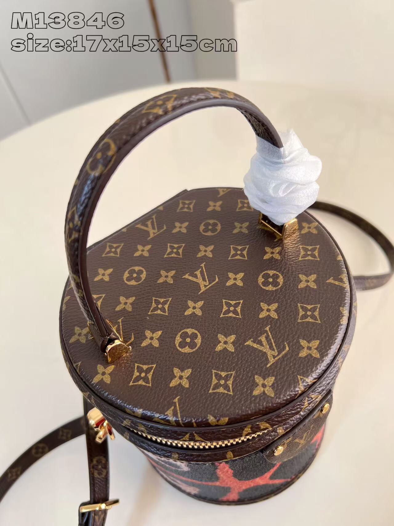 LV圓桶斜背包 M13846 高仿野性風手提包 原單復刻款｜歐美奢侈品精品推薦