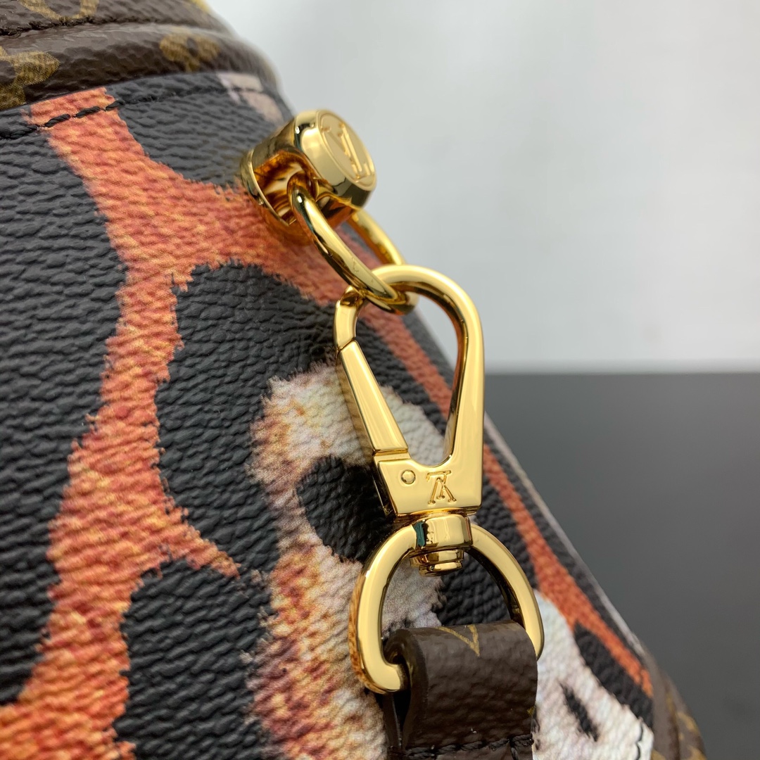 LV M13846圓桶包 手提斜背兩用 高仿原單豹紋設計｜歐美奢侈品精品推薦
