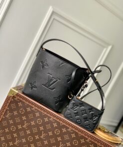 LV原單黑色壓紋兩件式小水桶包附卡包鏈條設計可拆組