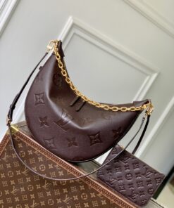 LV精品仿製腋下半月包壓紋牛皮配金鏈附小包輕奢款