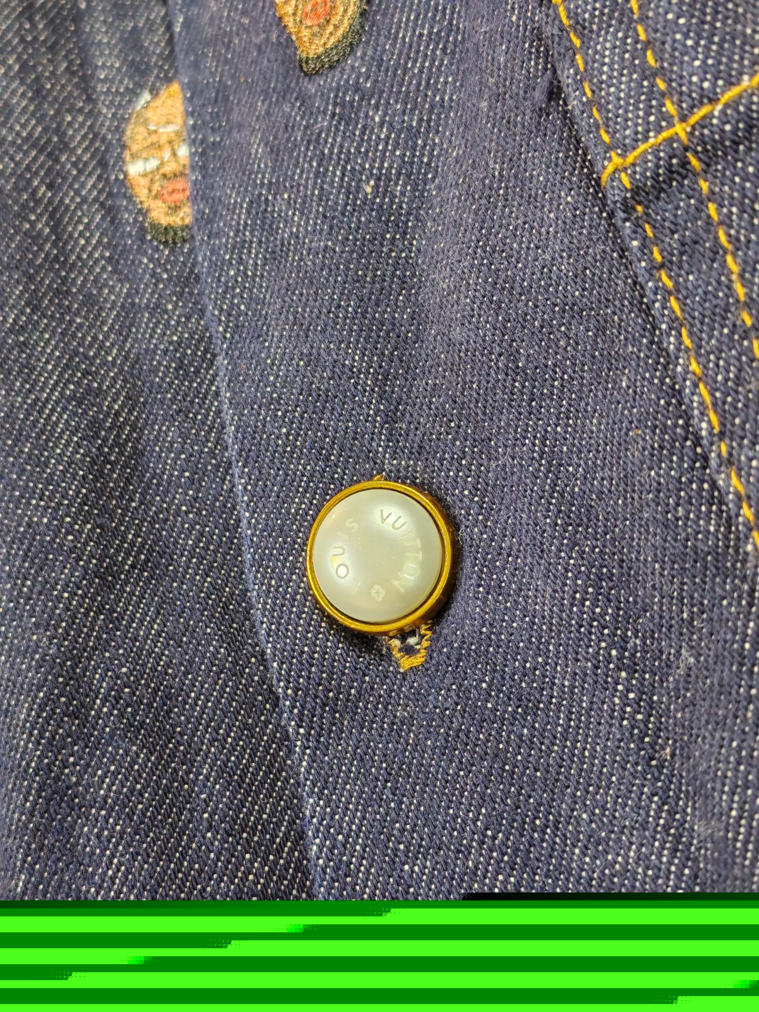 LV高仿刺繡Logo牛仔外套 男士休閒寬版夾克上衣|超A仿原單精品圖片 14 LV高仿刺繡Logo牛仔外套 男士休閒寬版夾克上衣|歐美奢侈品精品推薦