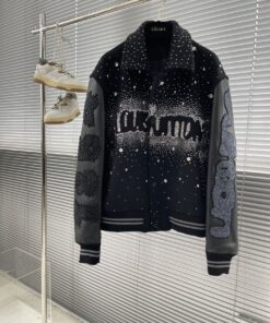 LV高仿滿鑽拼皮棒球外套 男士毛呢刺繡拼接夾克 黑灰色