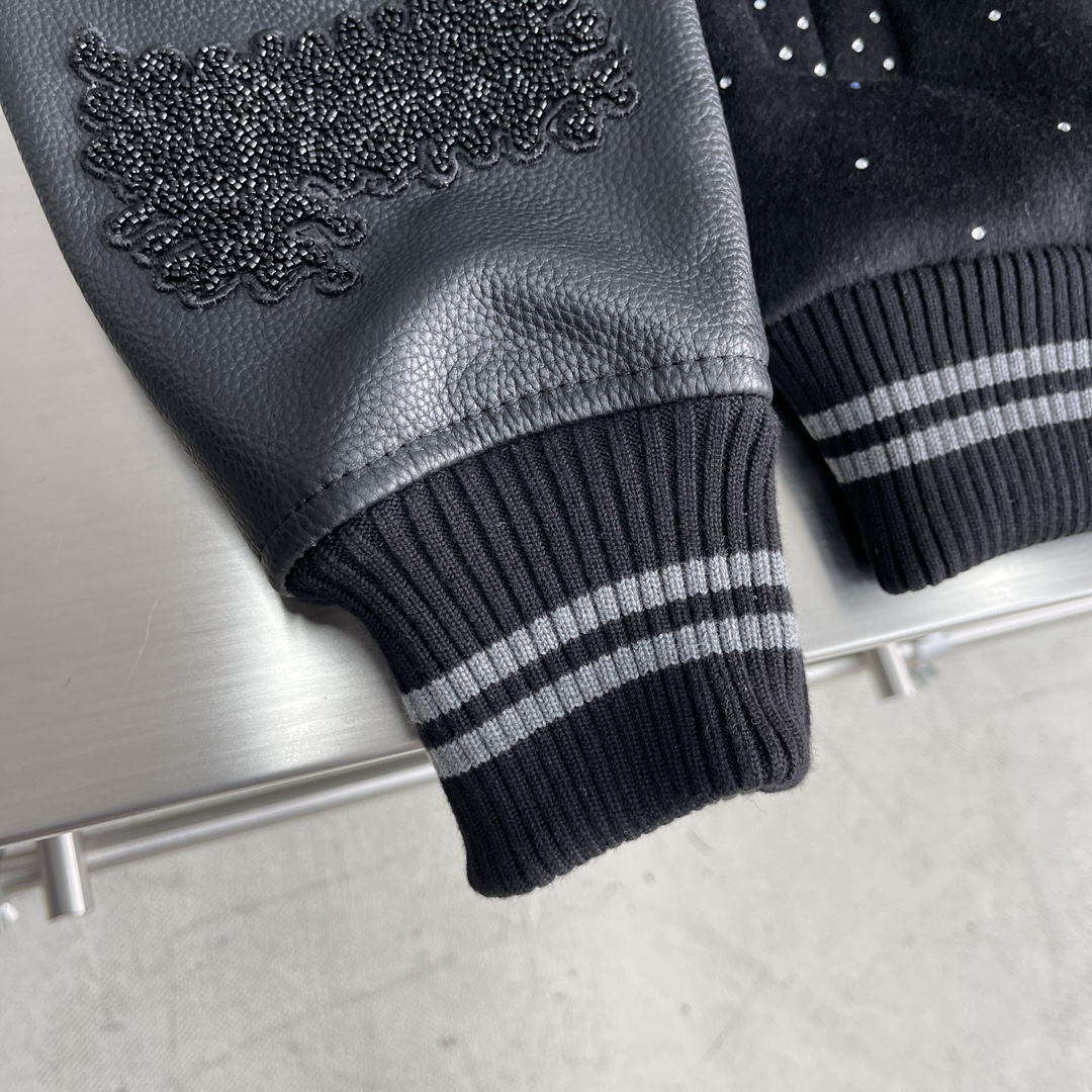 LV高仿滿鑽拼皮棒球外套 男士毛呢刺繡拼接夾克 黑灰色｜歐美奢侈品精品推薦