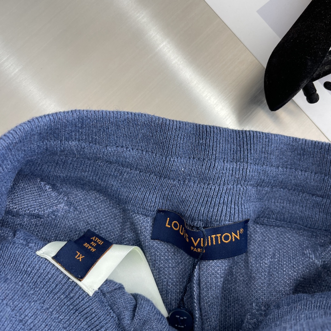 LV高仿花卉短褲設計感出眾 百搭休閒短褲必備款｜歐美奢侈品精品推薦