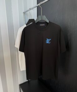 LV A貨黑色藍Logo短T 都會風刺繡潮搭男裝