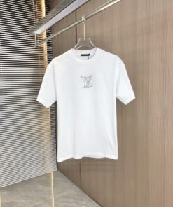 LV高仿白色點鑽Logo短T 夏日清新百搭男款推薦