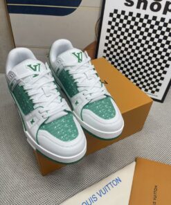 LV高仿白綠配色運動鞋 男款經典潮流款式