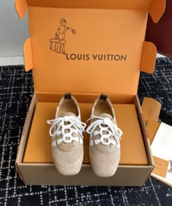 LV精品復刻Sneakerina芭蕾鞋卡其色復古文青風