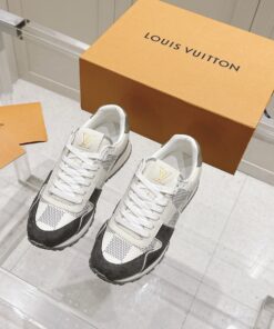 LV高仿Run Away男鞋 黑白格紋設計 潮流運動風格鞋款