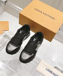 LV對版Run Away 黑銀老花復刻鞋 低調高質感之選