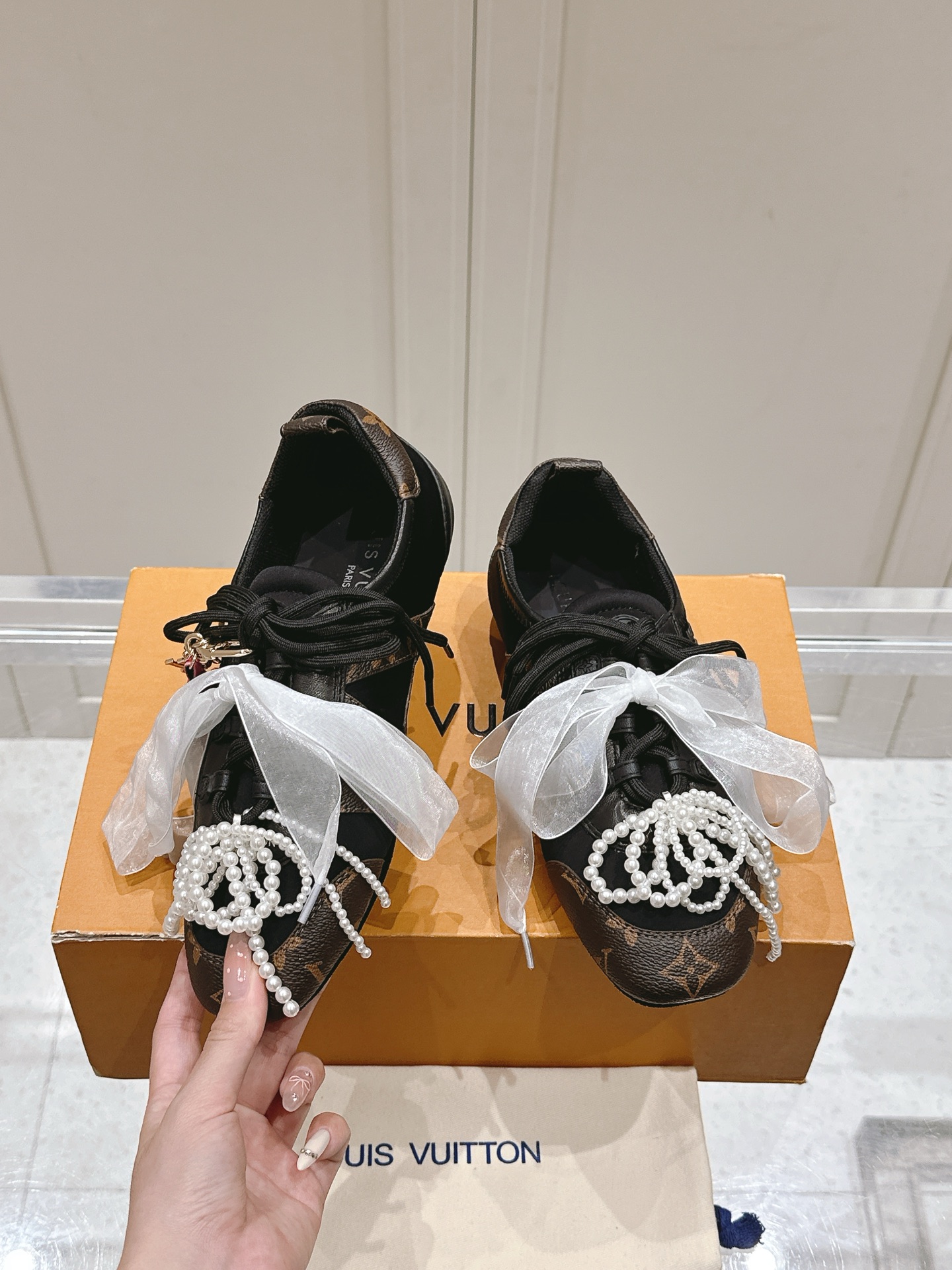LV老花皮革芭蕾運動鞋 頂級復刻Sneakerina 女款亮眼單品