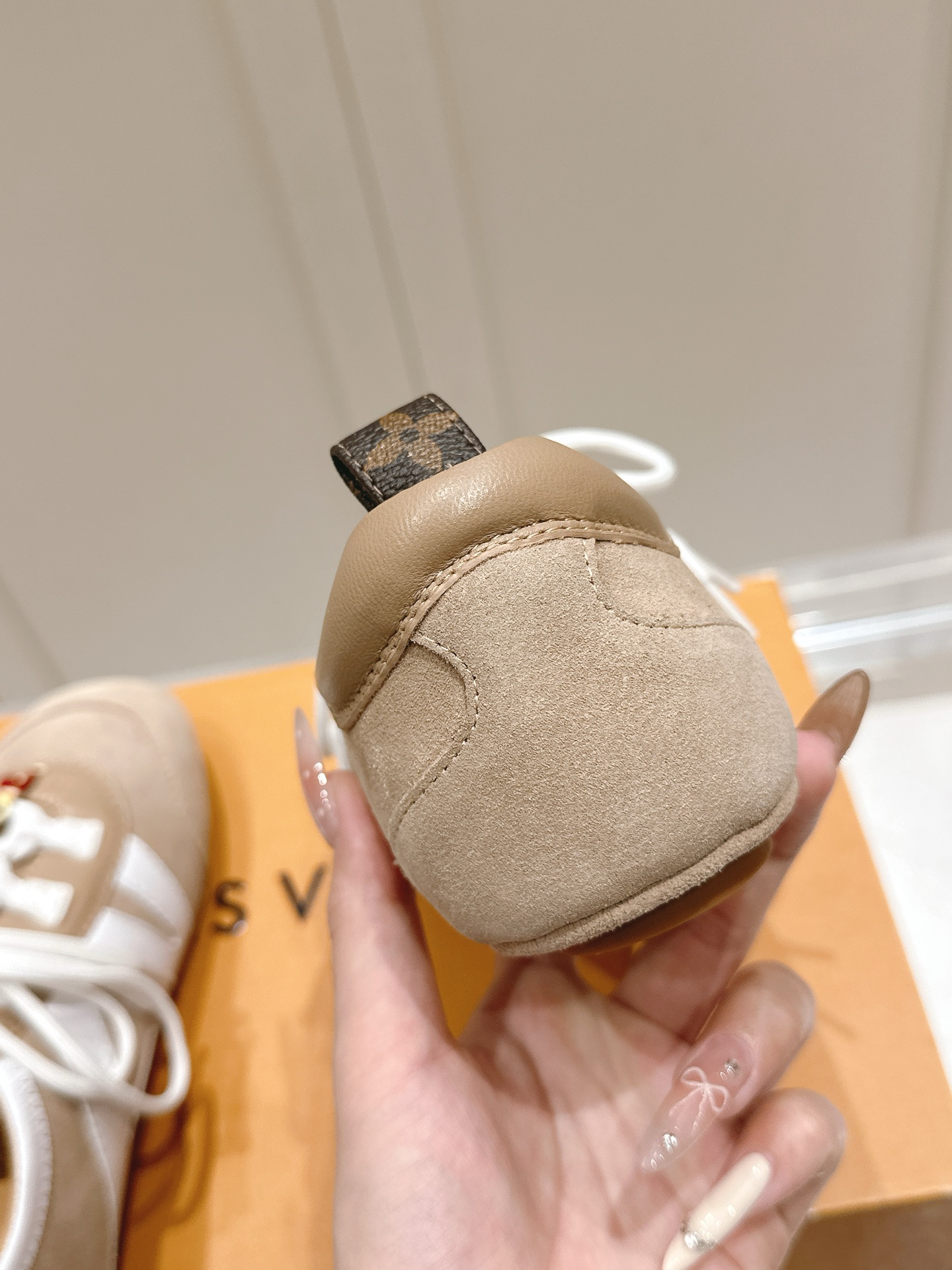 LV卡其色芭蕾運動鞋 一比一復刻舒適女款鞋 Sneakerina系列