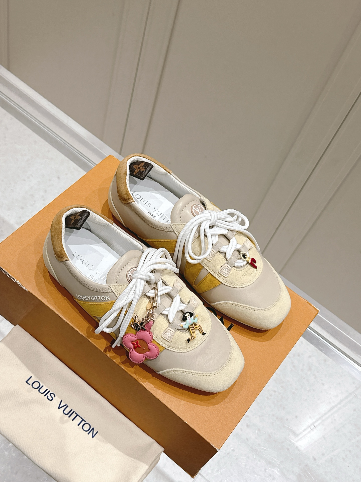 LV亮眼黃色芭蕾運動鞋 原單等級 女鞋春夏推薦 Sneakerina｜歐美奢侈品精品推薦