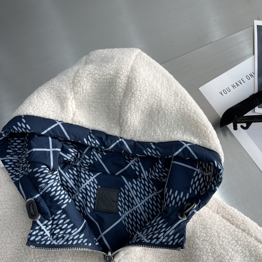 LV高仿雙面穿設計外套 時尚機能雙風格實搭款｜歐美奢侈品精品推薦