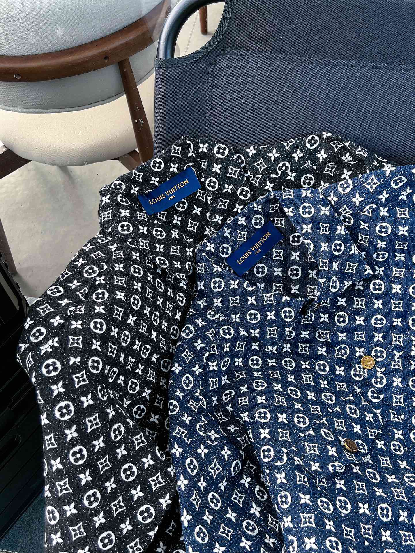 LV高仿滿印提花牛仔外套 時尚潮流街頭必備單品2025新款｜歐美奢侈品精品推薦