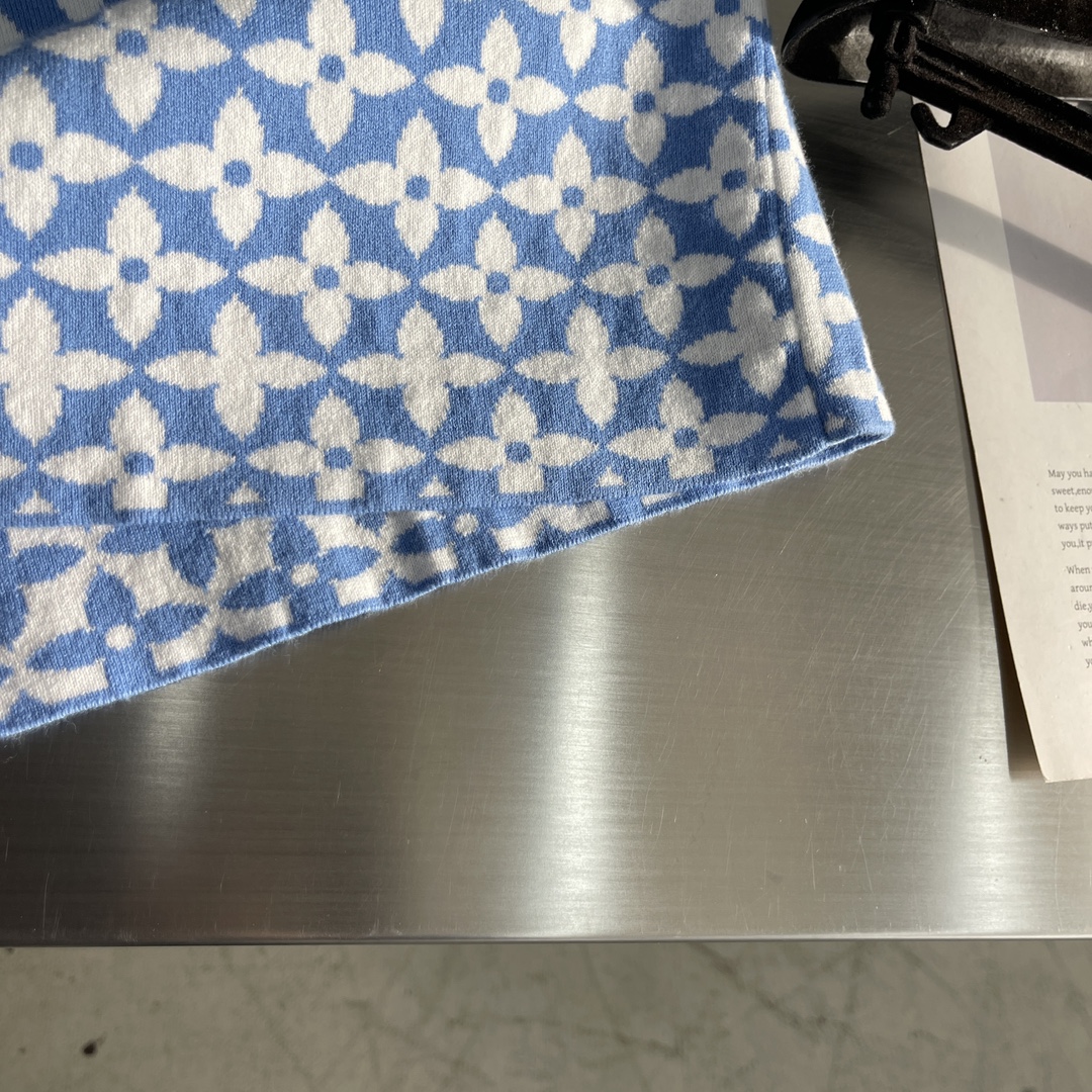 LV精品仿製提花針織短袖T恤 奢華紋理設計感滿分｜歐美奢侈品精品推薦