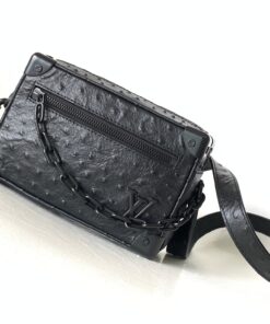 LV高仿鴕鳥皮黑色小箱包全黑設計通勤潮流必備款