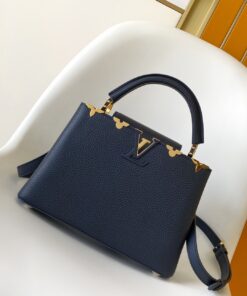 LV 原單 Capucines M25231 小號手提包 金屬LV扣飾設計