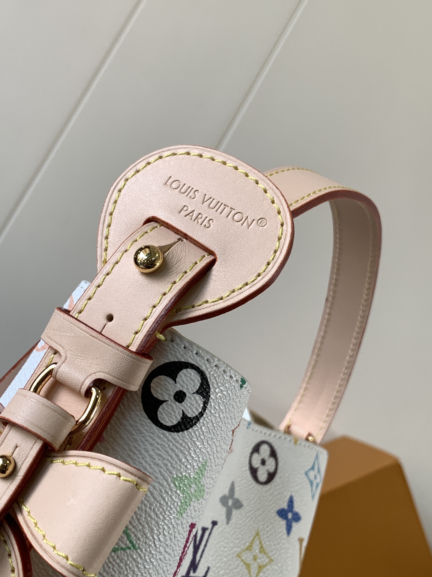 LV精品仿製M13089多彩小包復刻經典彩色Monogram設計款｜歐美奢侈品精品推薦