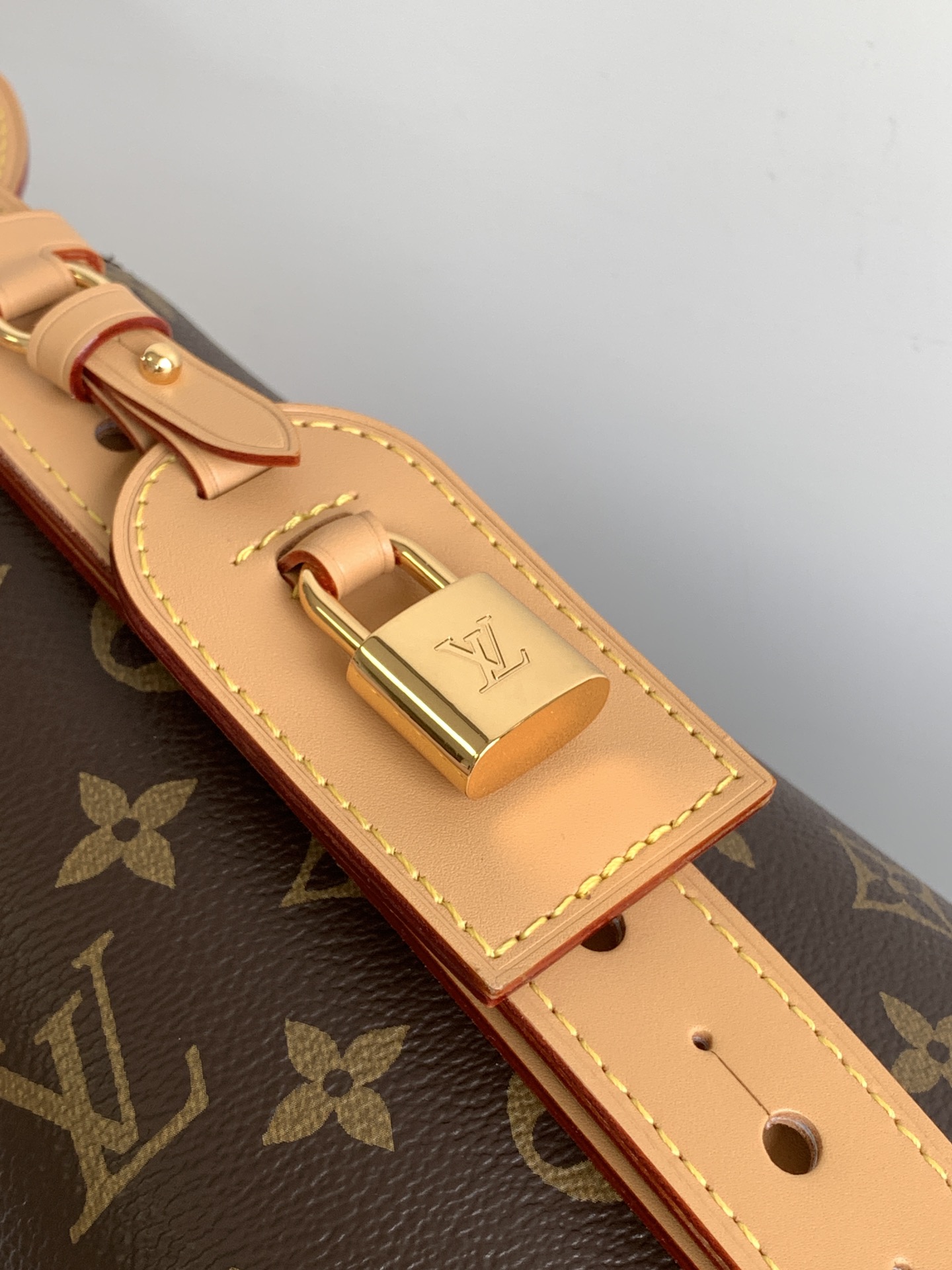 LV高仿M12926水桶包Monogram老花單肩輕盈流蘇設計款｜歐美奢侈品精品推薦