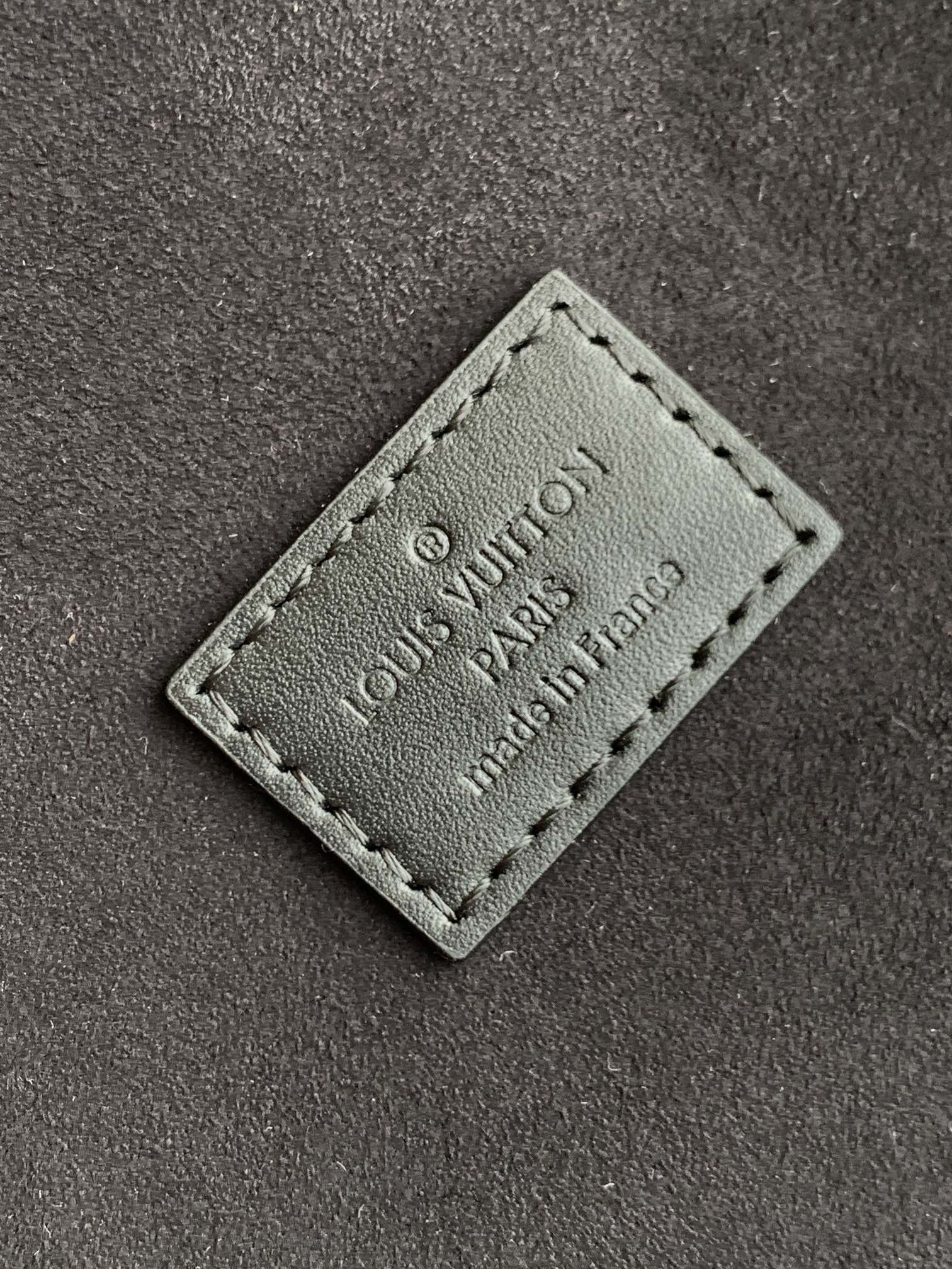 LV原單M43986圓筒化妝包Cannes復古手提斜背兩用小巧包｜歐美奢侈品精品推薦