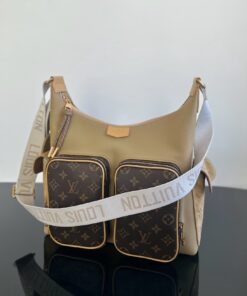 LV A貨拼接斜背包雙前袋設計通勤休閒風格實用款推薦