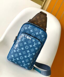 LV一比一M23782斜背胸包藍色漸層老花拼接設計潮流推薦款