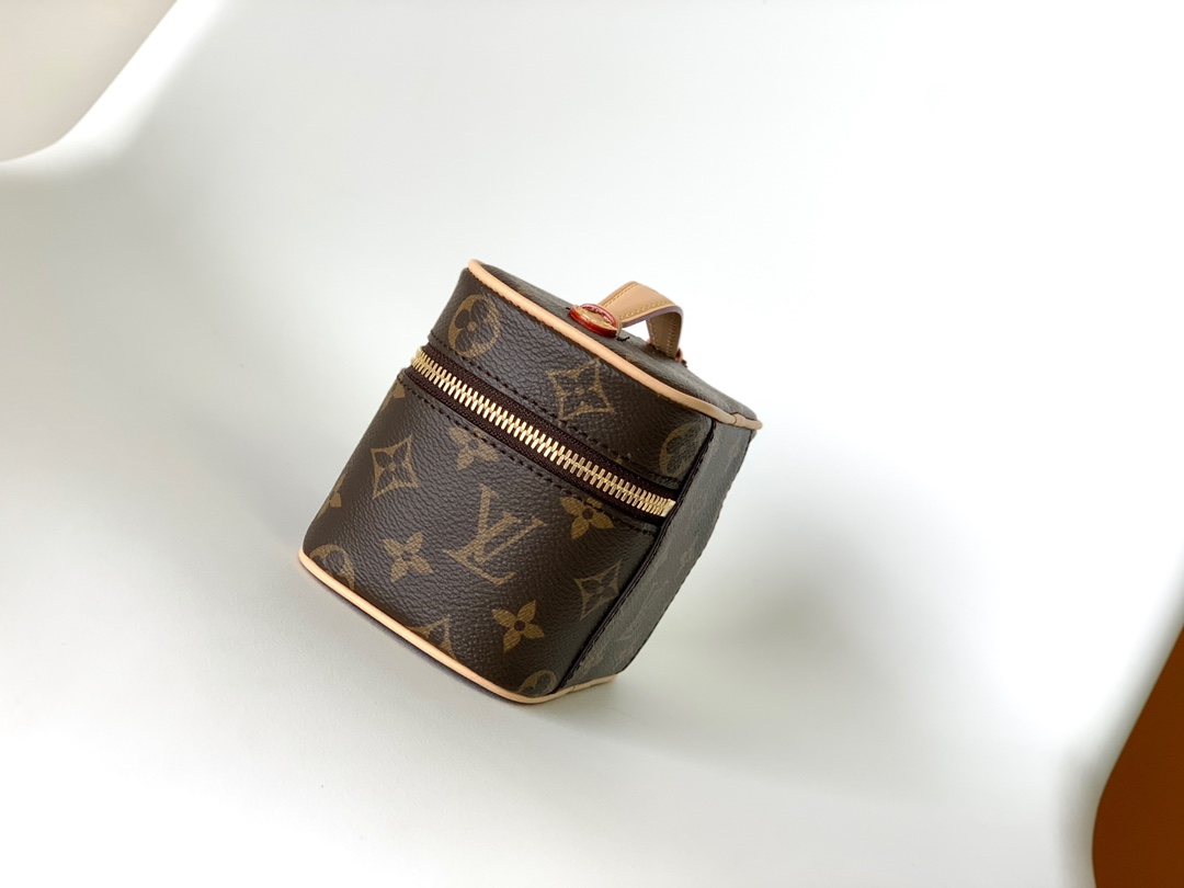 LV原單M44936化妝箱手提包Monogram老花金扣優雅百搭款｜歐美奢侈品精品推薦