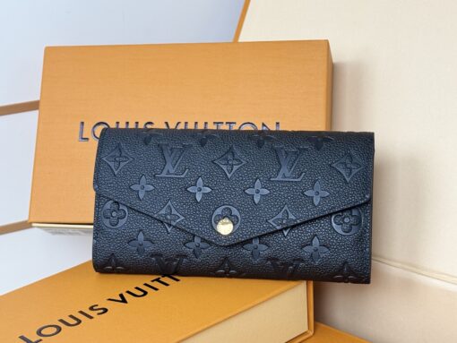 LV原單M82257 Sarah長夾黑色壓紋Monogram小牛皮精品百搭推薦款