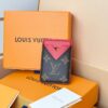 LV精品仿製M12856粉紅拼Monogram卡夾名片夾時尚小皮件推薦款｜歐美奢侈品精品推薦