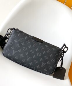 LV高仿M11741黑色老花斜背包精品仿製簡約百搭輕盈設計