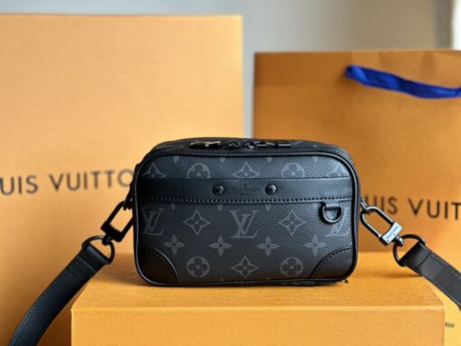 LV 高仿Monogram Eclipse相機包 M82542簡約百搭人氣款