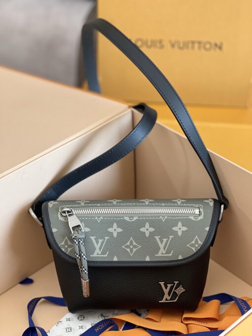 LV 精品仿製Monogram拼接黑灰斜背包潮流百搭人氣推薦款