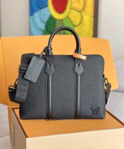 LV A貨黑色全皮手提斜背包 M59159質感通勤推薦款