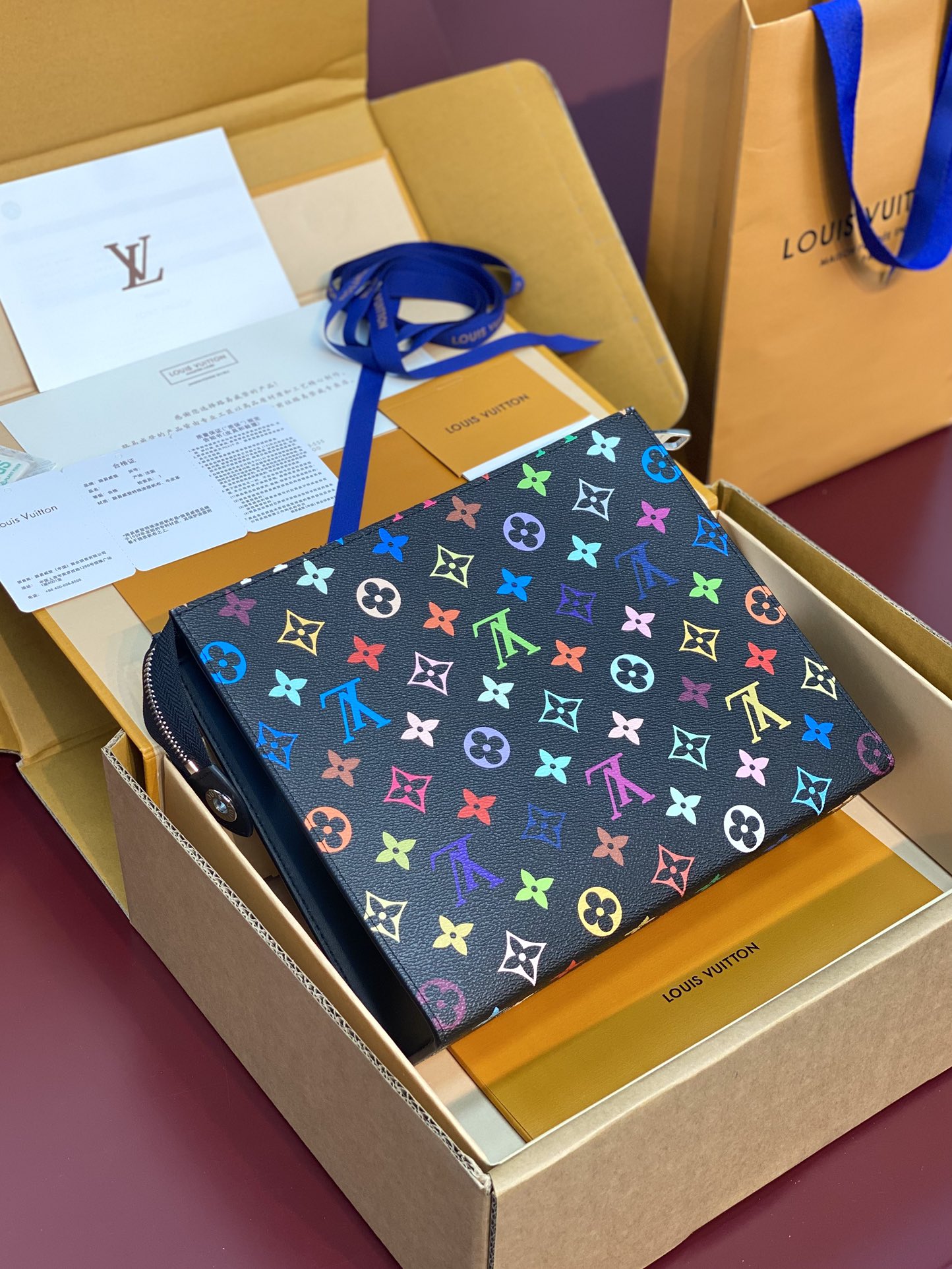 LV 一比一彩虹Monogram黑色拉鍊手拿包文件包人氣時尚百搭推薦｜歐美奢侈品精品推薦