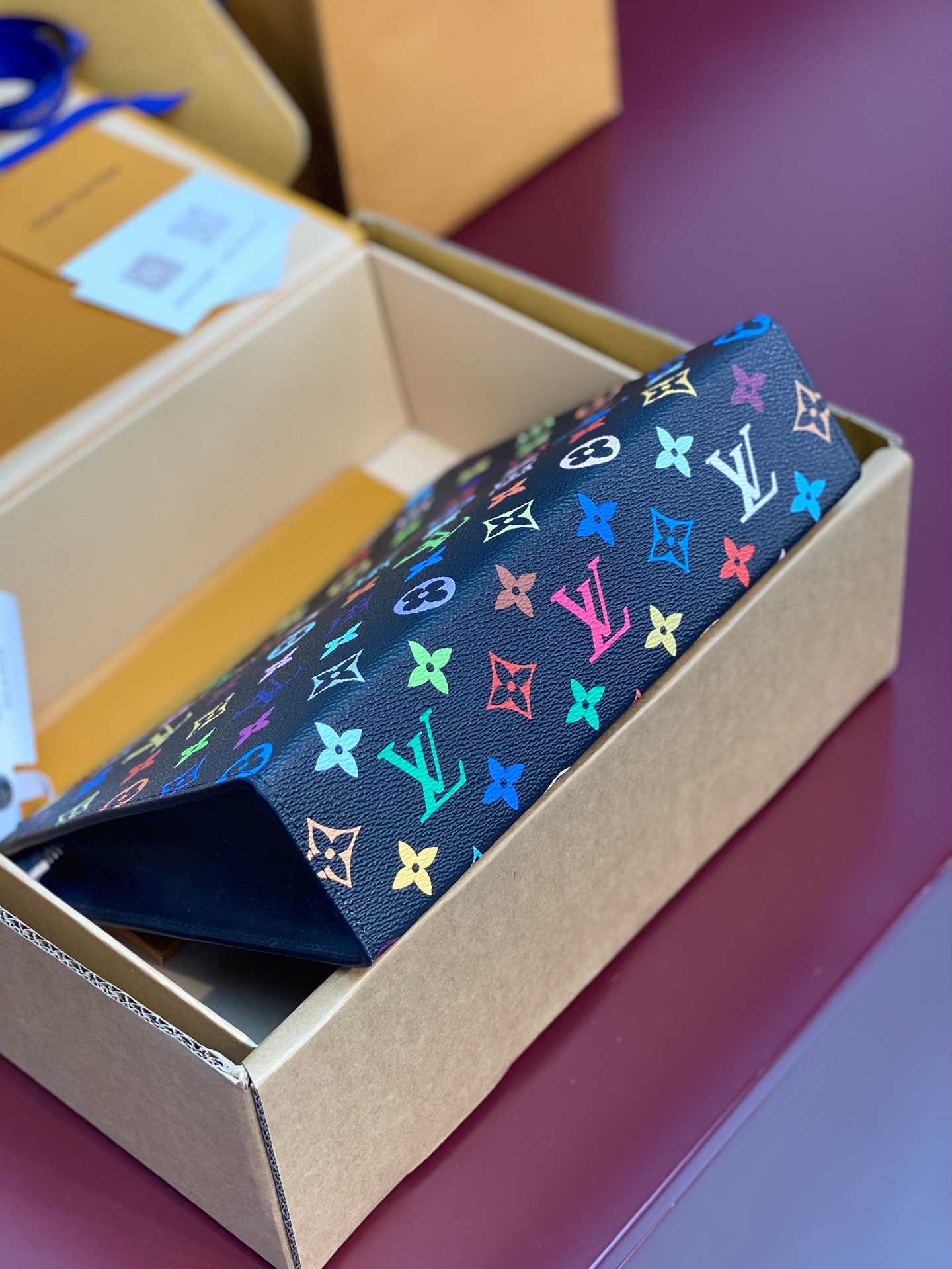 LV 一比一彩虹Monogram黑色拉鍊手拿包文件包人氣時尚百搭推薦｜歐美奢侈品精品推薦
