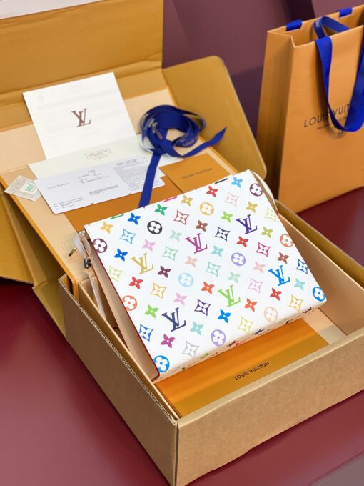LV 一比一彩虹Monogram白色拉鍊手拿包文件包人氣造型款