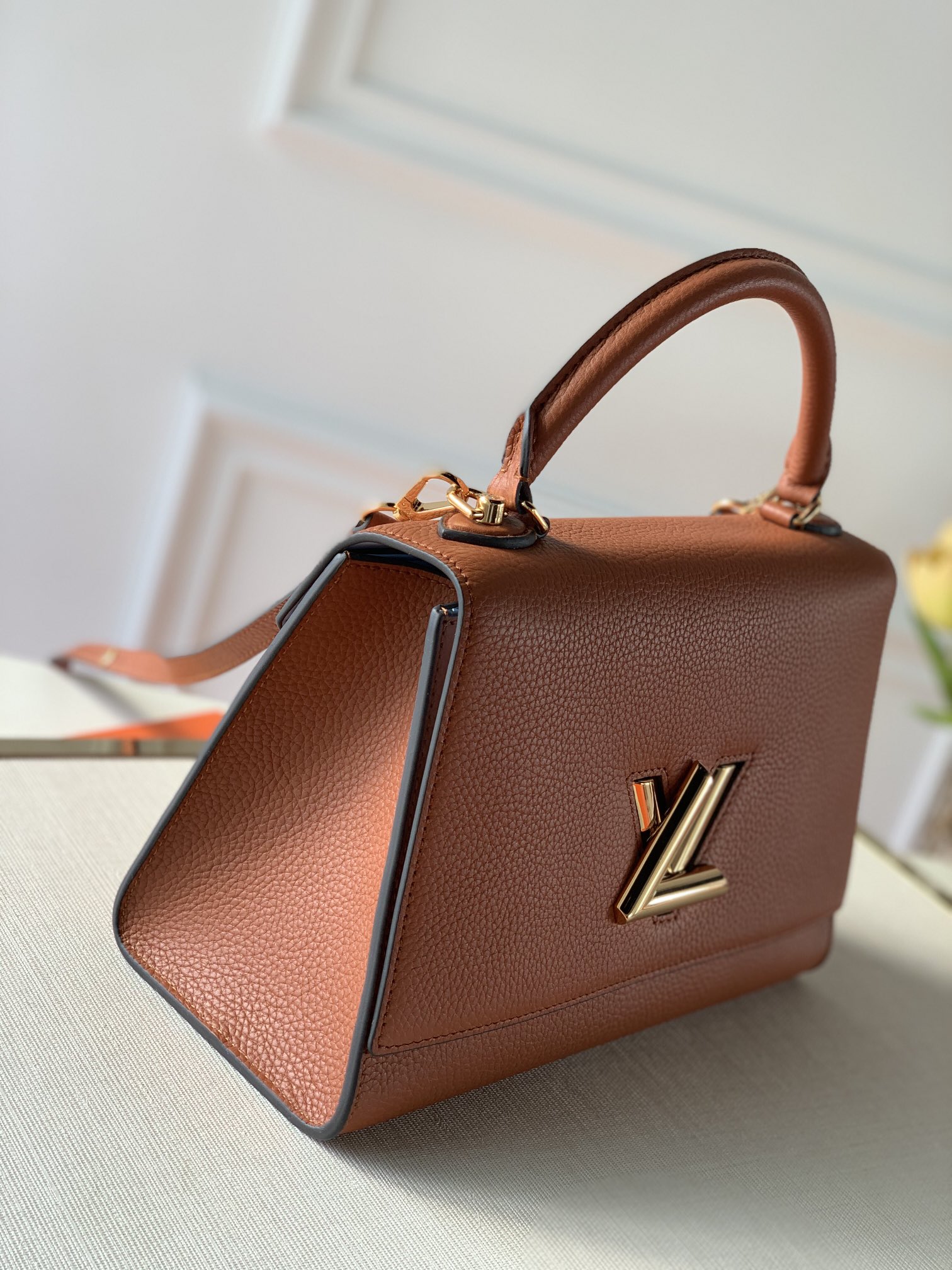 LV 高仿 M57897 Cappuccino色手提包 精品肩背包款式推薦｜歐美奢侈品精品推薦
