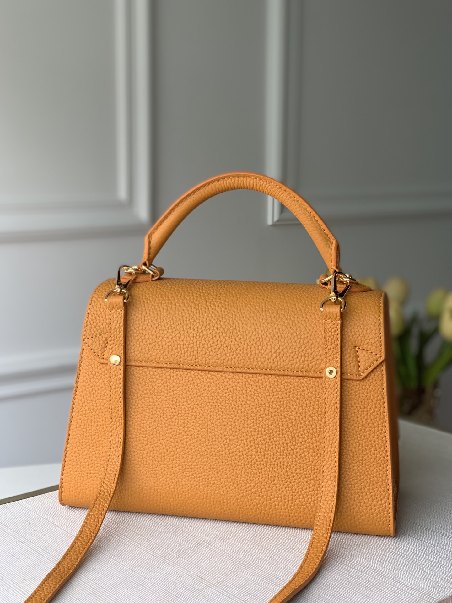 LV 一比一 Capucines BB 橙色手提包 小牛皮百搭氣質款| 11 LV 一比一 Capucines BB 橙色手提包 小牛皮百搭氣質款