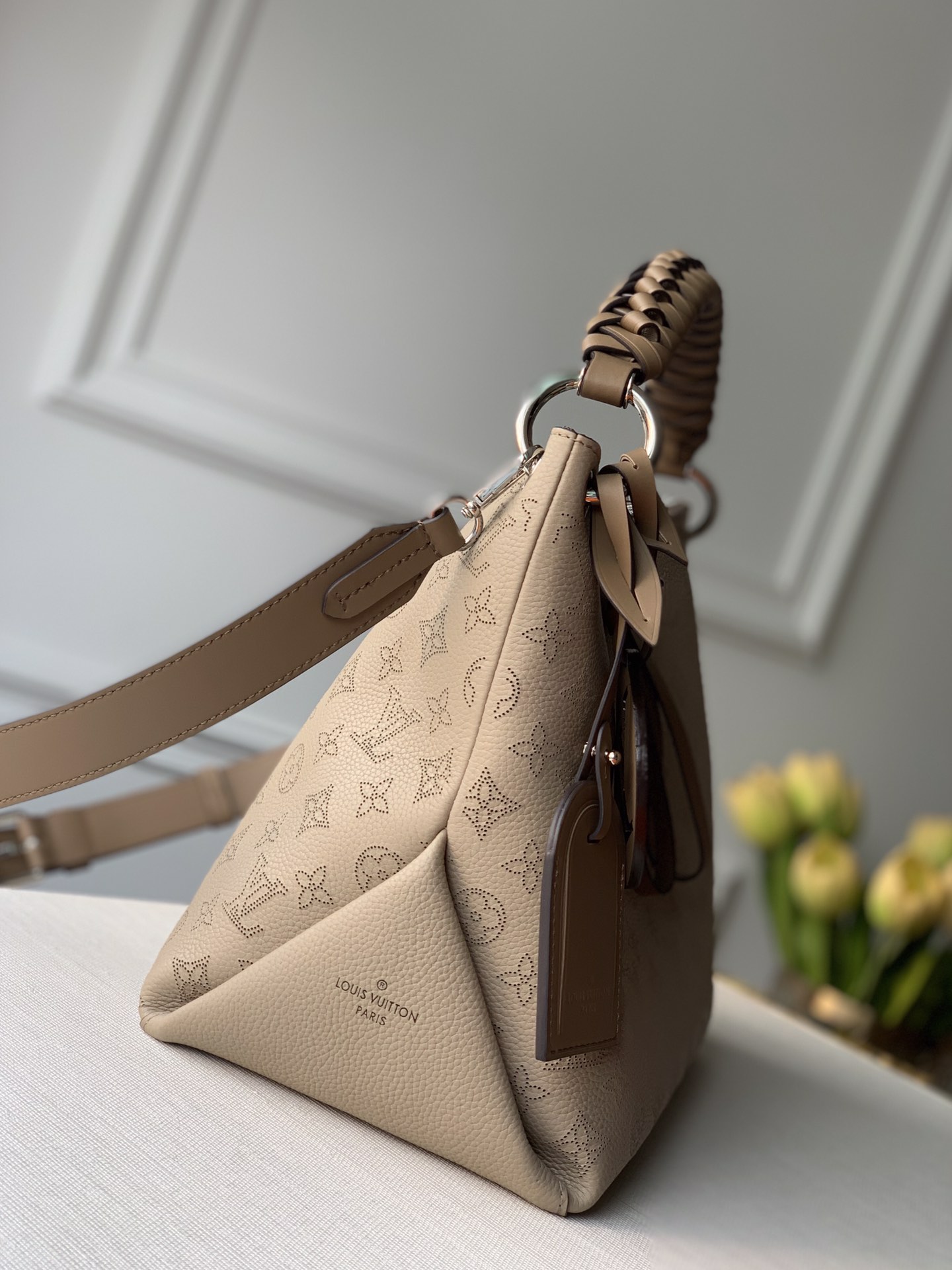 LV一比一M56084米杏色Hobo包編織手柄春夏輕奢推薦｜歐美奢侈品精品推薦