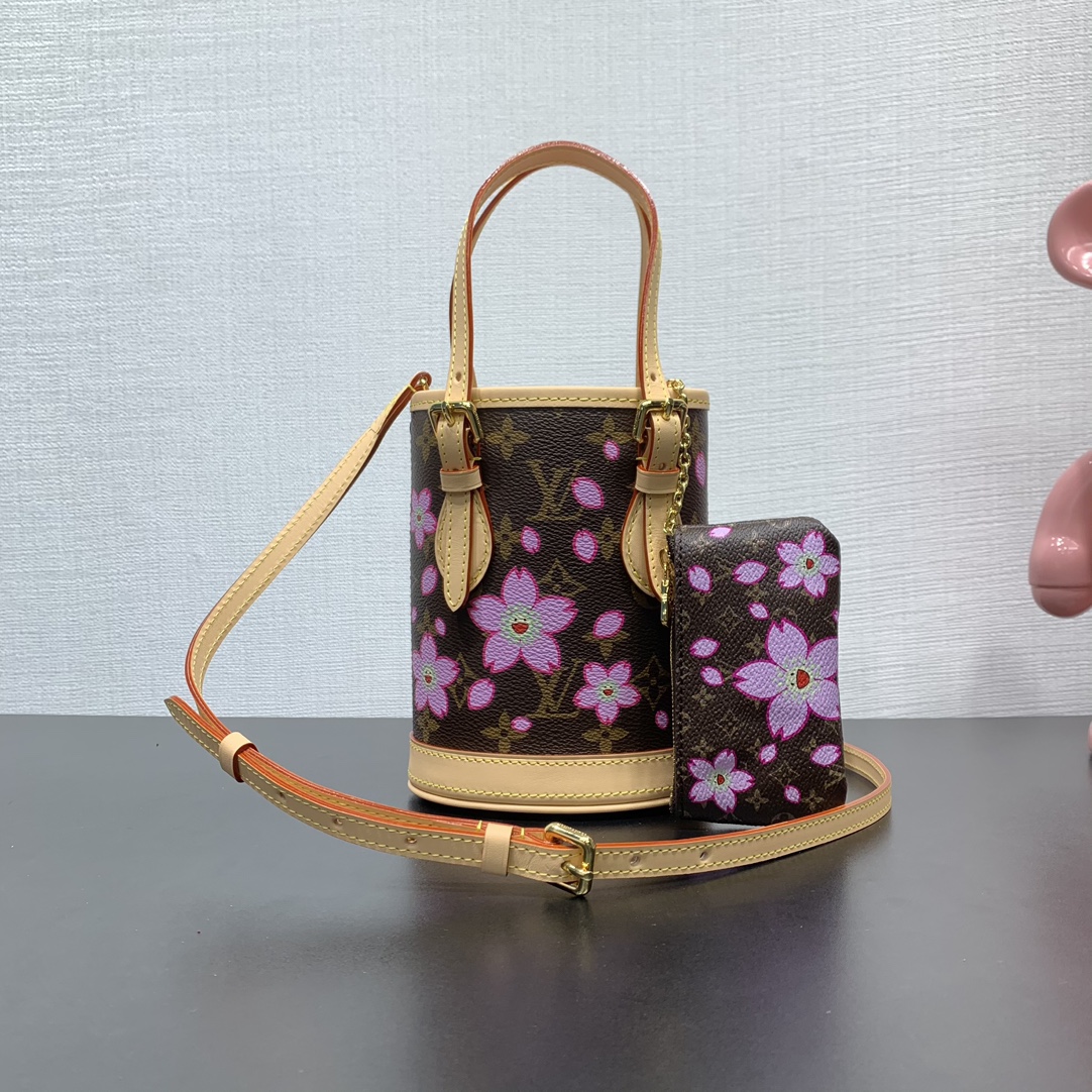 LV高仿M13417櫻花限量圓筒包配卡夾夢幻春日新品推薦｜歐美奢侈品精品推薦