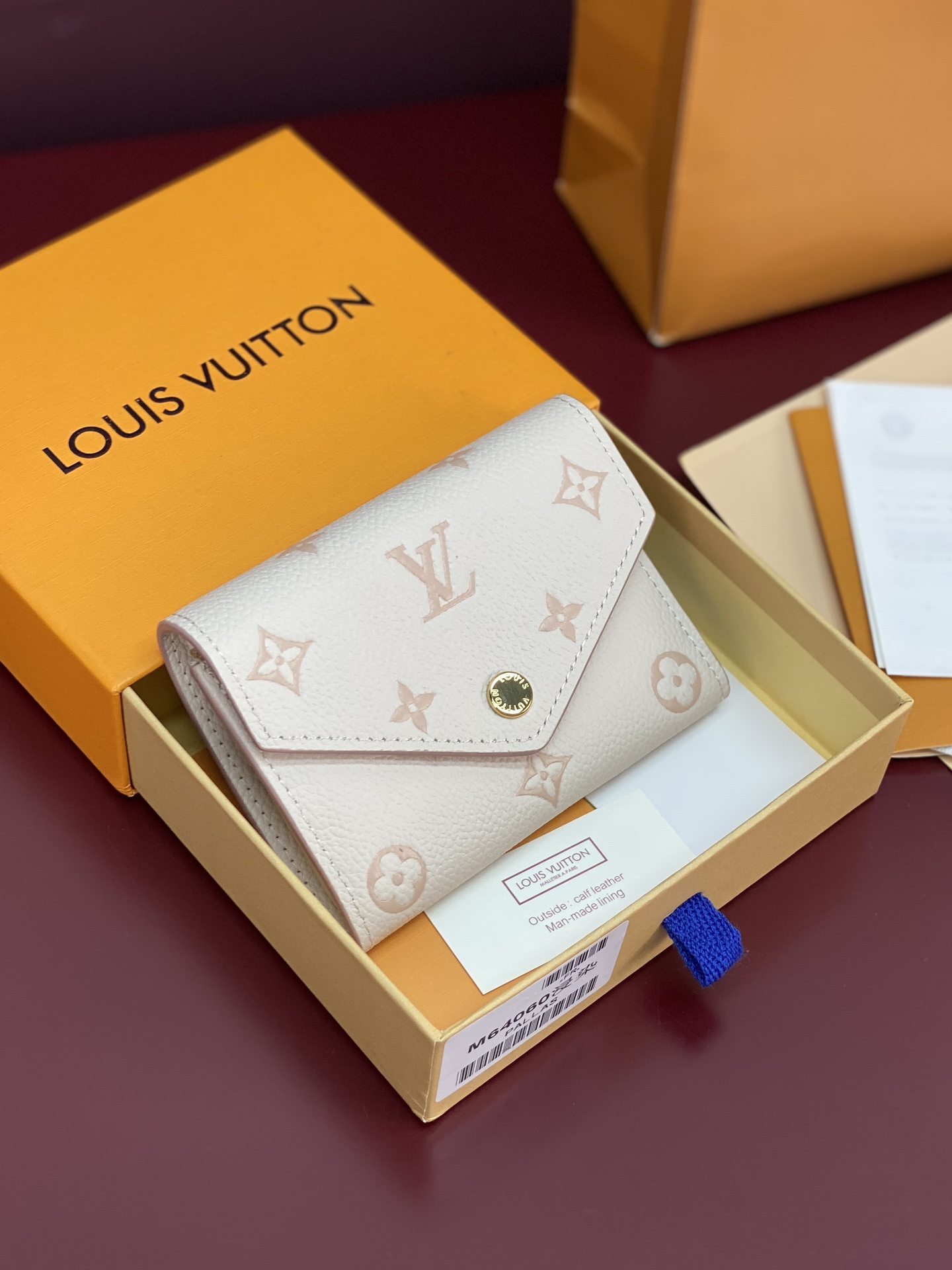 LV原單白色短夾三折錢包Monogram壓紋奶油粉人氣推薦款｜歐美奢侈品精品推薦