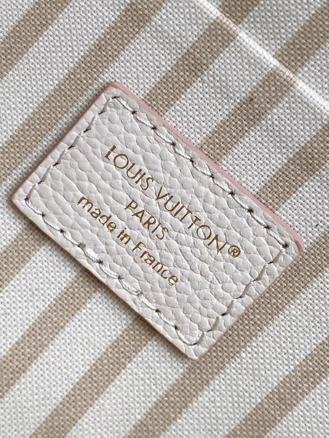 LV一比一奶油粉信封鍊條包Monogram壓紋輕巧優雅人氣推薦｜歐美奢侈品精品推薦