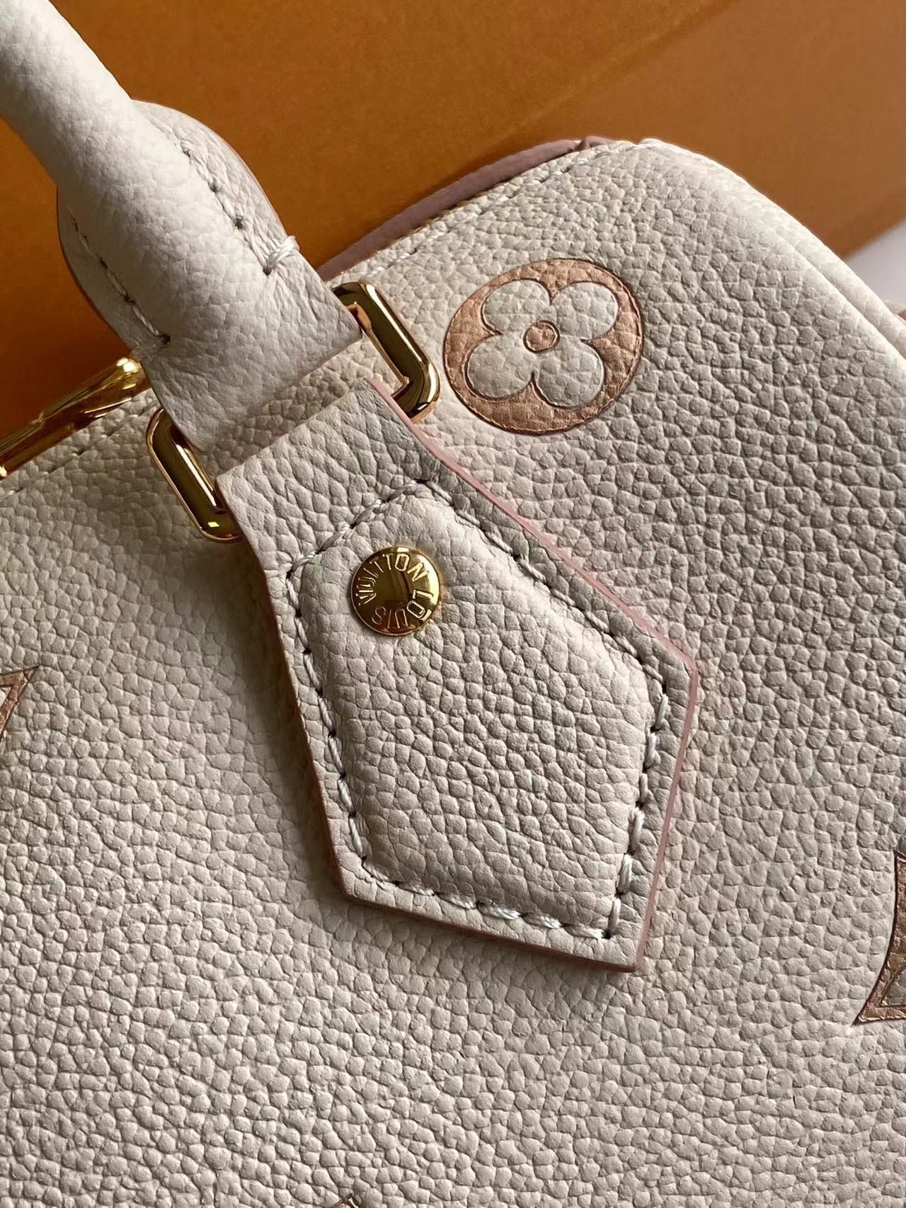 LV高仿Nano Speedy迷你波士頓包奶油粉Monogram人氣小包推薦｜歐美奢侈品精品推薦