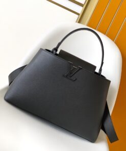 LV高仿黑色翻蓋手提包霧面全黑設計極簡沉穩通勤氣質款