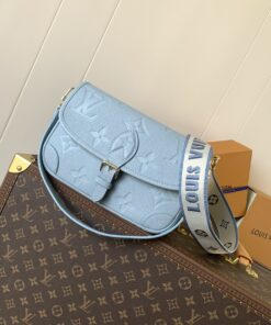 LV A貨老花天藍色翻蓋包刺繡肩帶款清新氣質休閒穿搭首選