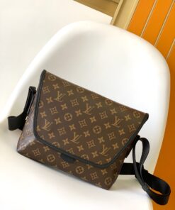 LV一比一郵差斜背包經典老花設計男士通勤耐用百搭輕便款