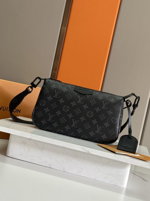 LV一比一黑色斜背包 Monogram Eclipse男用款 對標正品輕便設計