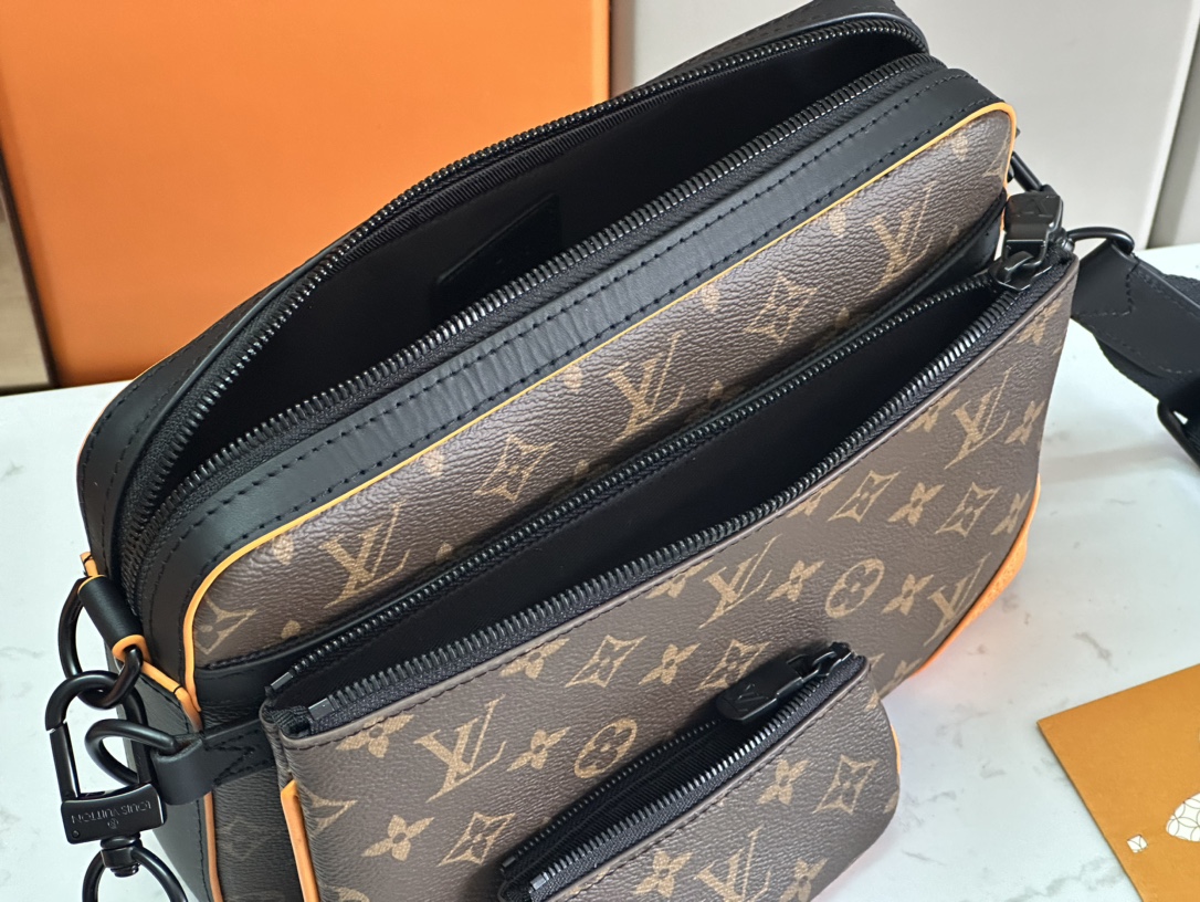 LV 高仿斜背包 老花橘角拼接男款 撞色設計休閒必備包｜歐美奢侈品精品推薦